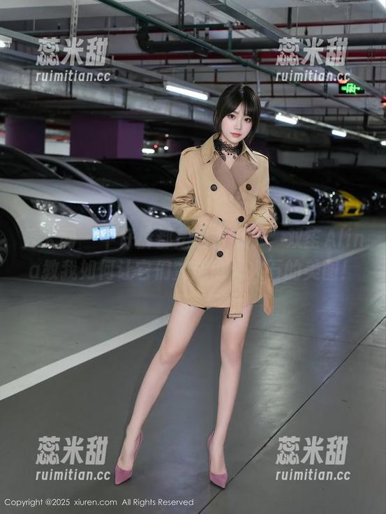 秀人网 - 牛仔裤都是老古董了，双笙Alina教我如何让它们变成电光火石的美图！