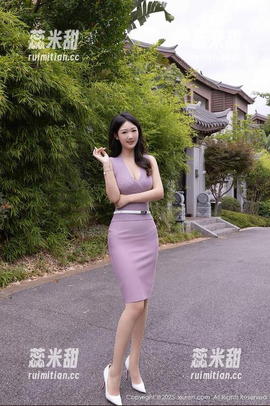 秀人网-安然anran 秀人网 - 打开安然anran的甜心图包,准备承受无圣光带来的甜腻冲击,哦,我的天!