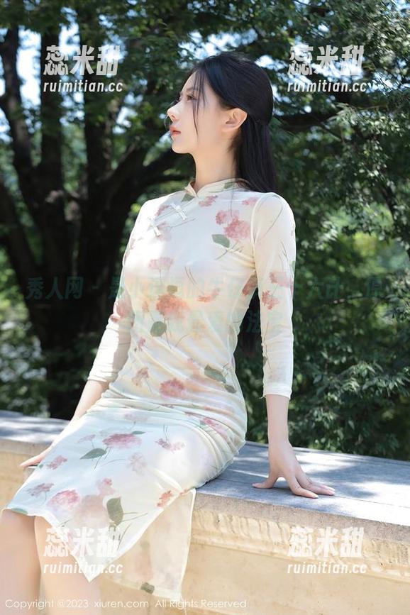 秀人网 - 是小逗逗的牛仔裤三十六计，原图是我最爱的法宝