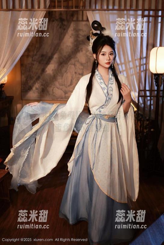 秀人网-月野兔美妞 秀人网 - 月野兔美妞这组油亮写真彻底冲击你的下载底线