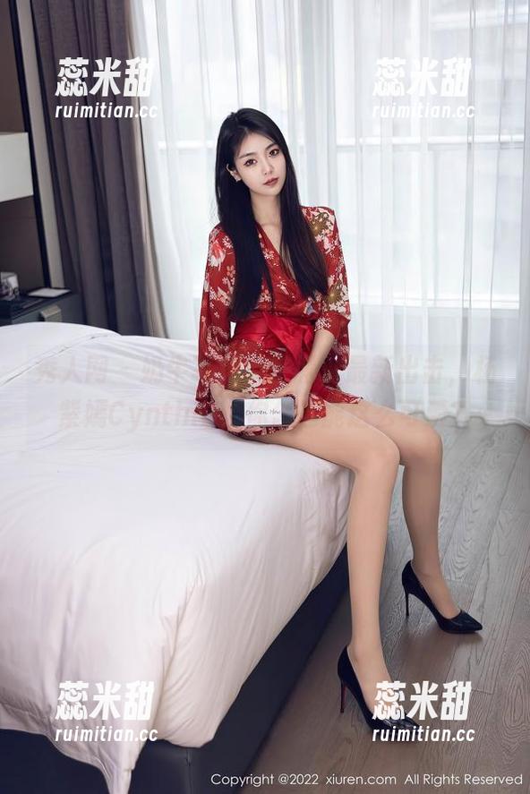 秀人网-杨紫嫣Cynthia 秀人网 - 奶牛写真大暴露:最新出击,杨紫嫣Cynthia,你怎么能这么可爱?