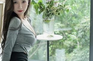 秀人网 – 购物清单：王馨瑶yanni牛仔裤原图在线，钱包请不要再哭了…