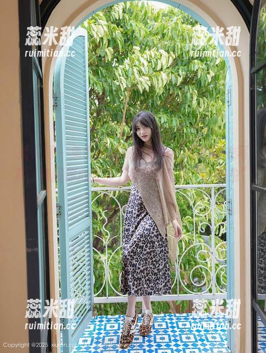 秀人网-顾楚楚Maily 秀人网 - 免费领取顾楚楚Maily的睡衣写真,唤醒你心底那个贪图舒适的“小懒虫”吧!