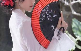 秀人网 – “顾楚楚Maily”的厨娘写真，不仅是看，还让我想深入了解一下！