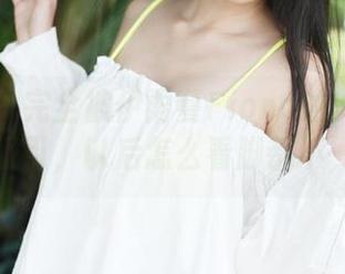 美媛馆 – 完全被伊雨蔓Fiona的美足写真集更新吸引，以后怎么看脚都不一样了！