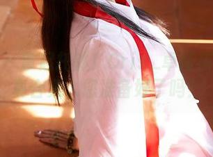 蜜桃社 – 拿起托钵！Cris_卓娅祺修女写真合集，您准备好了吗？