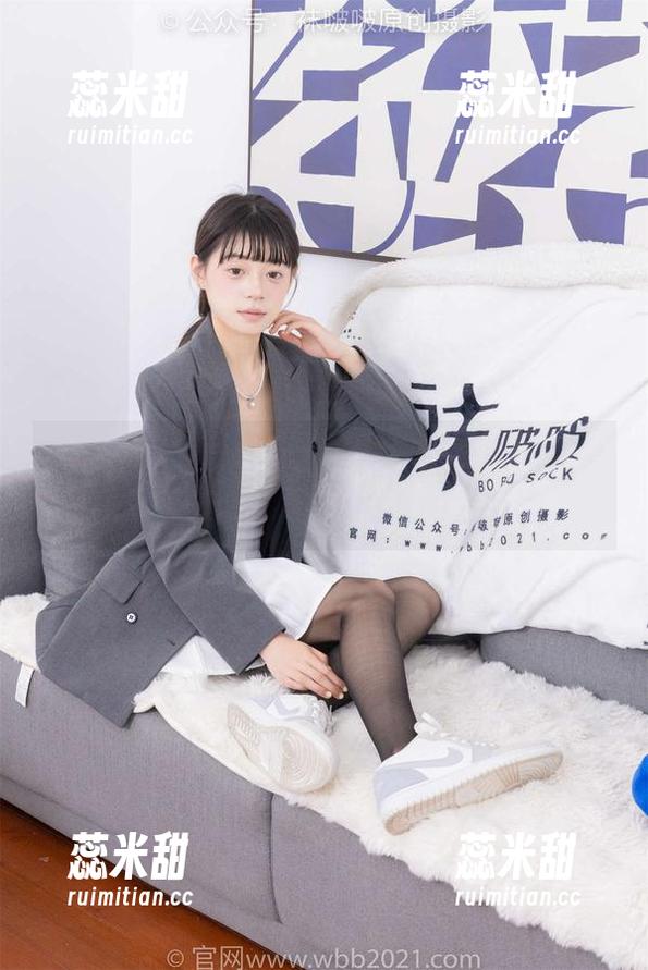 袜啵啵-稚予 袜啵啵 - 别问我怎么知道的,最新的稚予女神图包亮了,你不看真的会后悔。