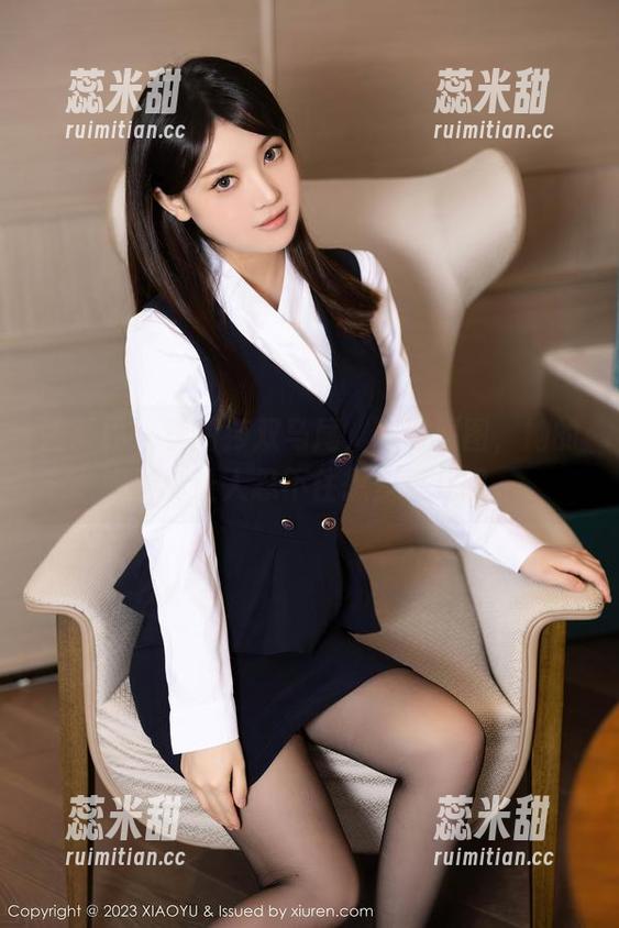 语画界 - 李丽莎双马尾，高清原图，她的表情真让人忍不住想多看几眼。