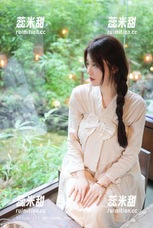 轩子巨2兔 微密圈 - 最新写真:轩子巨2兔女神,决定不作就做自己吧!
