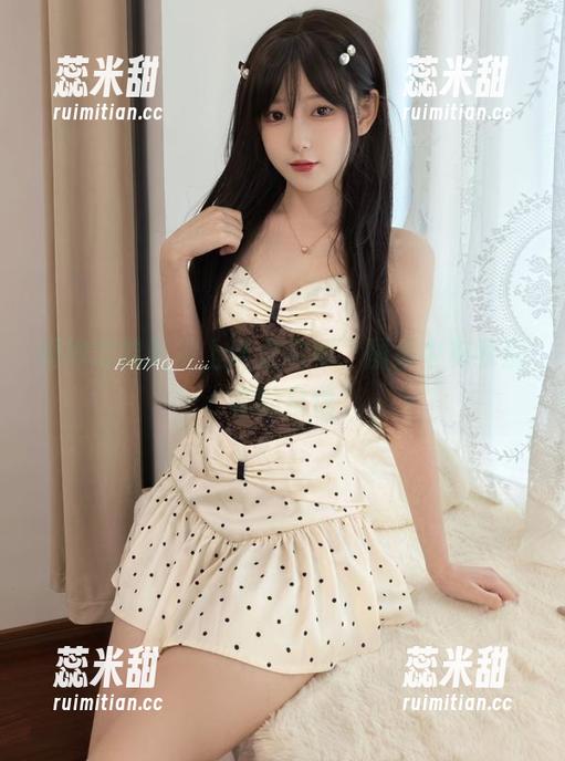 婚纱才能配得上迷之呆梨，图集中有我别样的自信