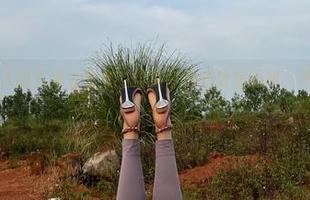 微密圈 – 迷人的五姨太图集：恰到好处的粉裙网袜，不想错过的瞬间