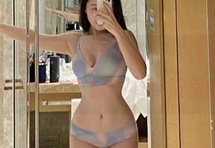 微密圈 – 校服在线，原图！“铁锤姐姐”真的不怕羞吗？或许有更深层的意思