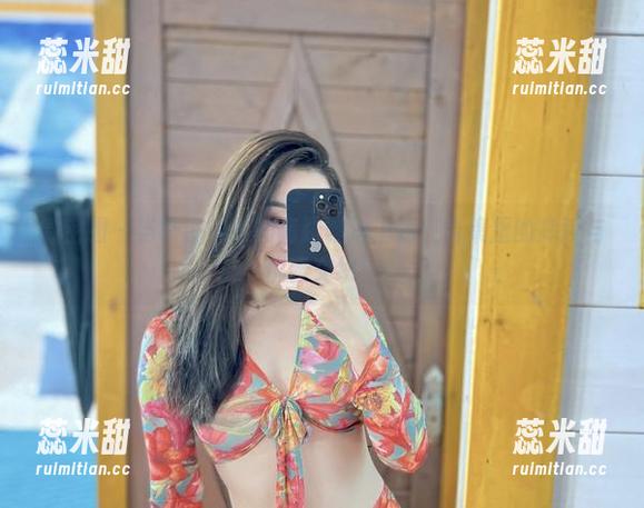 微密圈 - 当铁锤姐姐的高跟鞋遇上我：合集里的摔跤与优雅交织！