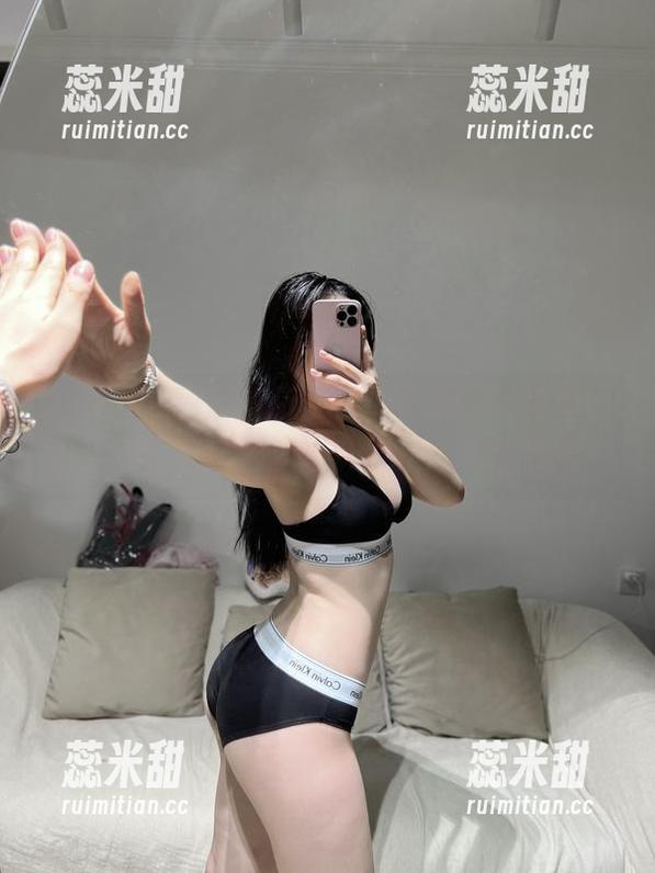 铁锤姐姐 微密圈 - 图册剖析:铁锤姐姐连衣裙里的细节埋藏着什么,本以为安心却有点意外