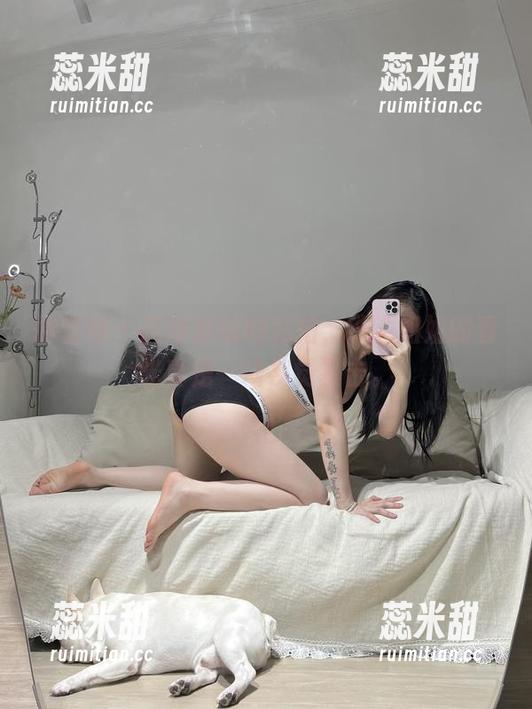微密圈 - 这没底线的私拍，铁锤姐姐的春光真是一场视觉暴击。