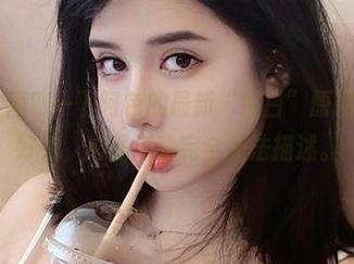 微密圈 – 闲聊一下阿色的最新“纯白”原图，是真的好看，心理活动完全无法描述。