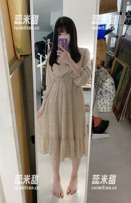 霜月shimo 打开霜月shimo的妹妹,原图中的小细节原来能变成超酷壁纸!